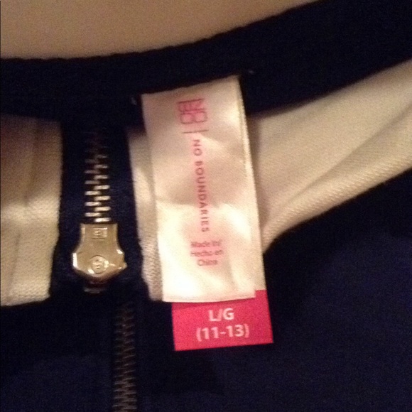 Top - Picture 2 of 2